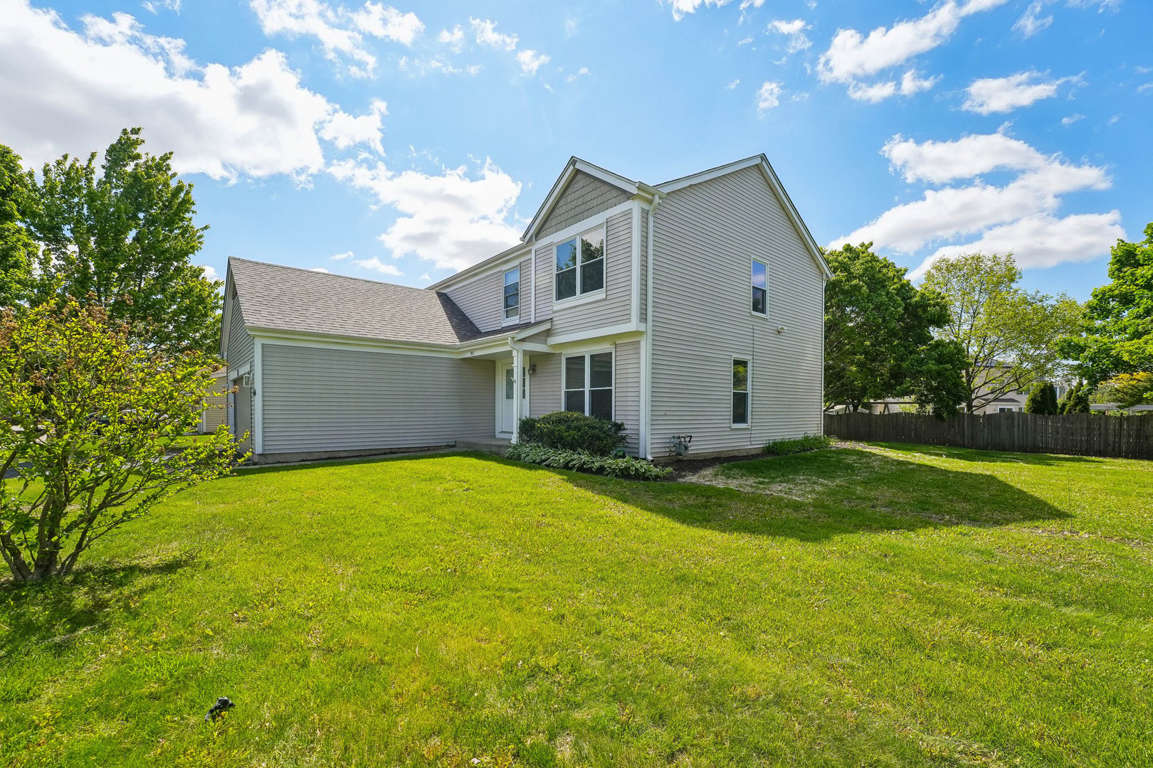 501 Bloomfield Drive, Bolingbrook, IL 60440