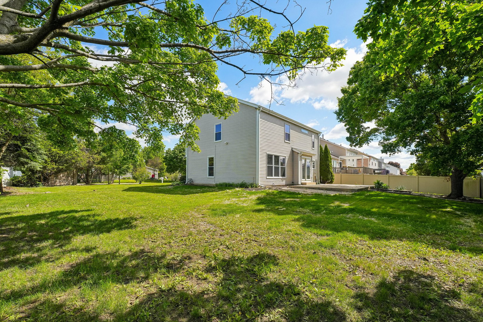 501 Bloomfield Drive, Bolingbrook, IL 60440