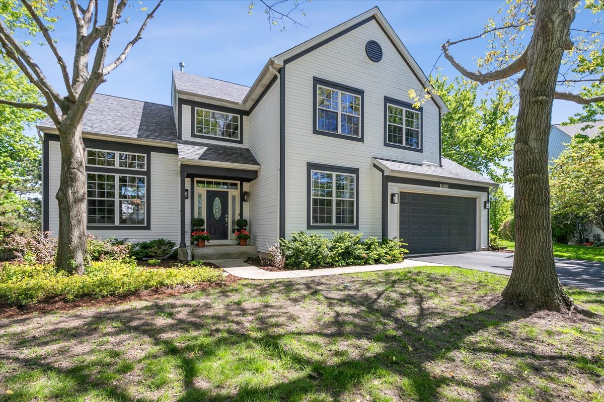14087 Glenwood Court, Libertyville, IL 60048
