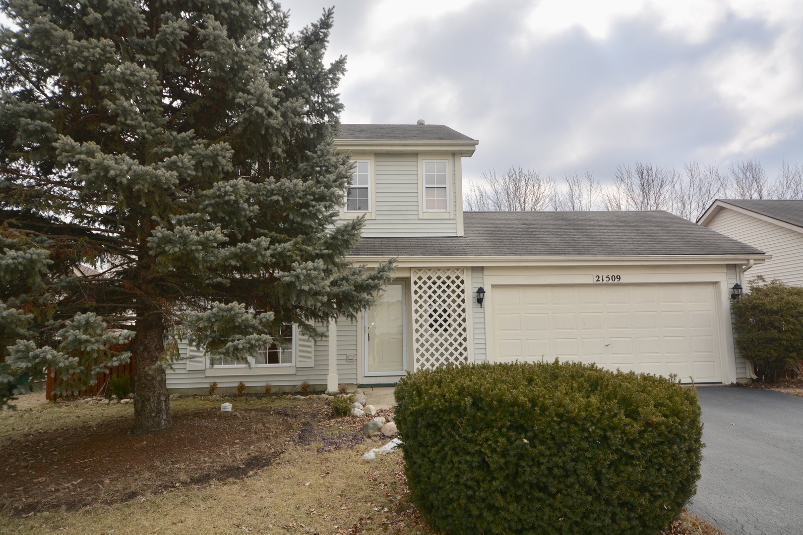 21509 W Georgetown Drive, Plainfield, IL 60544