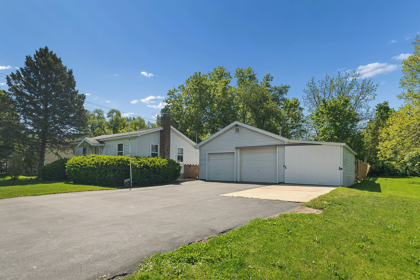 230 W Joliet Highway, New Lenox, IL 60451