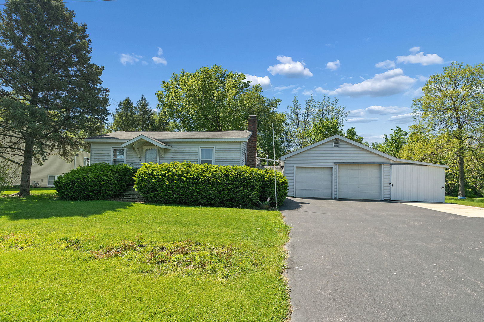 230 W Joliet Highway, New Lenox, IL 60451