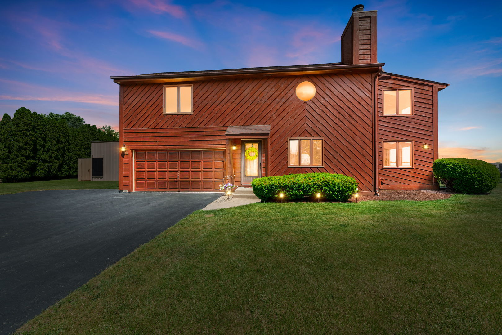 216 Sunshine Drive, Bolingbrook, IL 60490