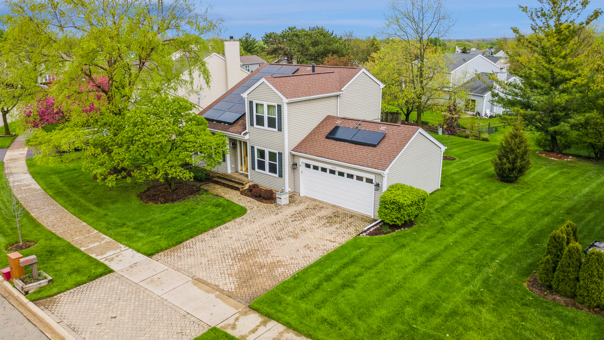 1010 Pembridge Road, Lake Zurich, IL 60047