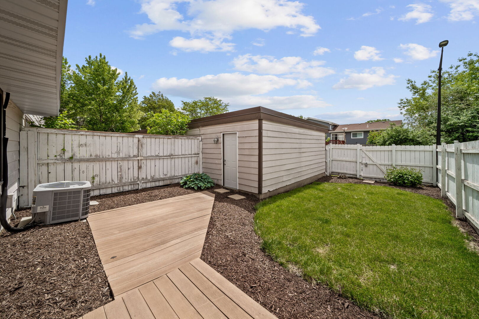 1289 Court D, Hanover Park, IL 60133