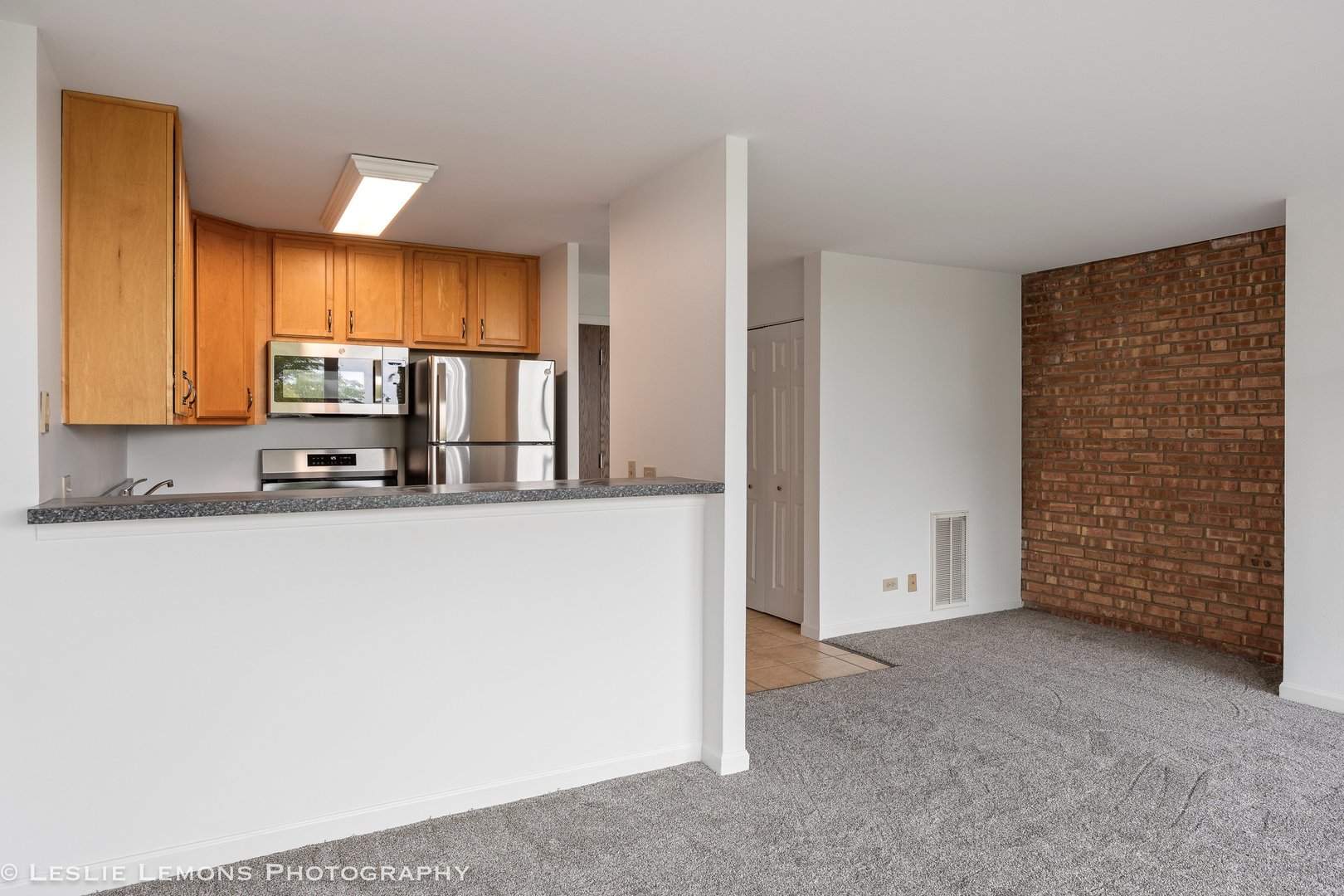 5950 Oakwood Drive #6F, Lisle, IL 60532