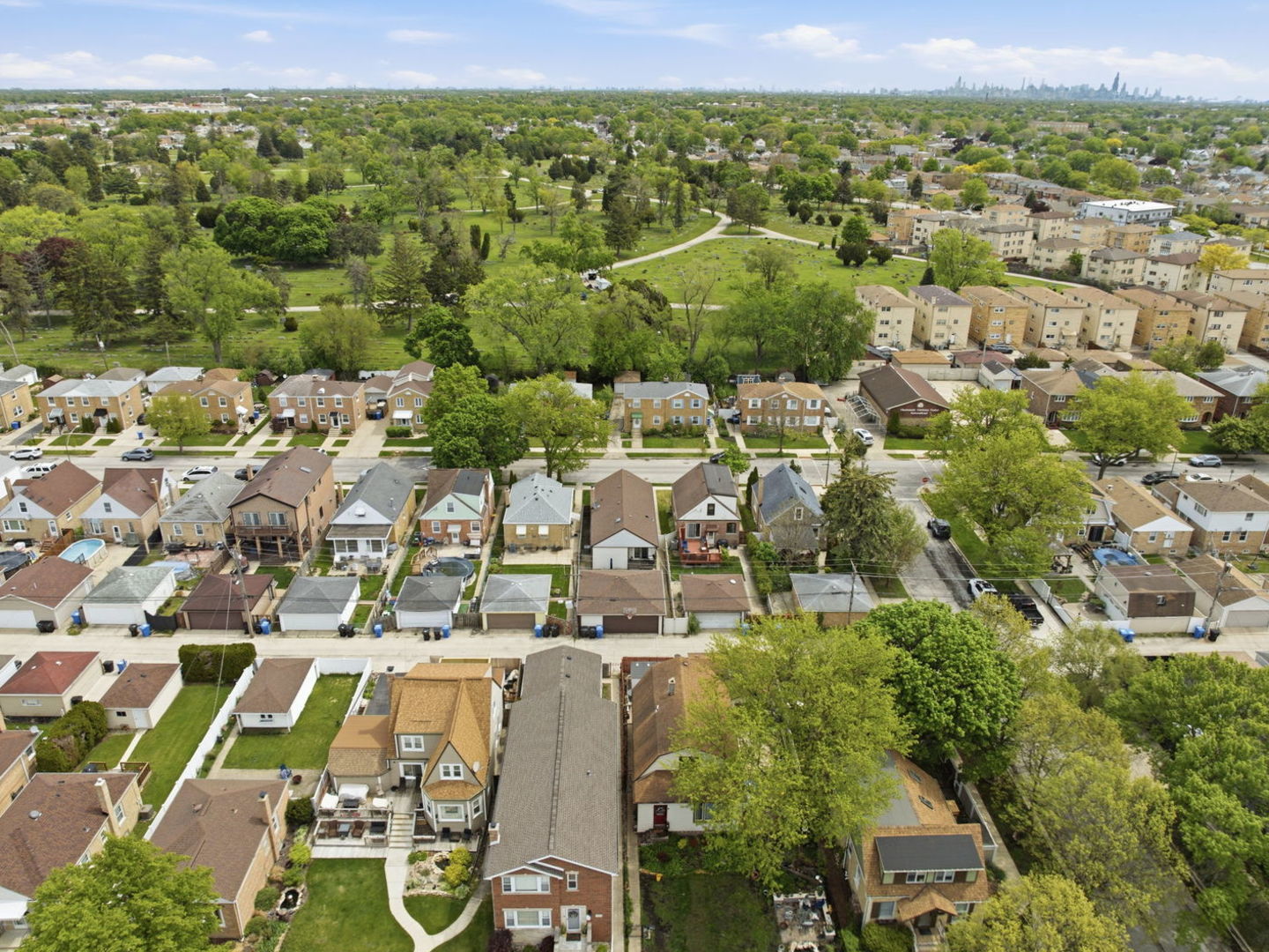 3708 N Pacific Avenue, Chicago, IL 60634