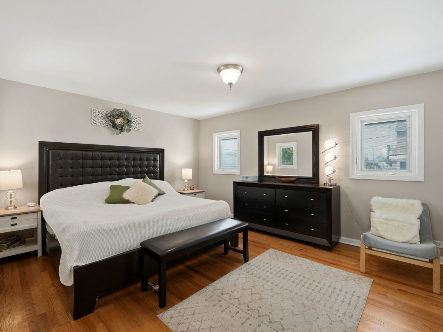 3708 N Pacific Avenue, Chicago, IL 60634