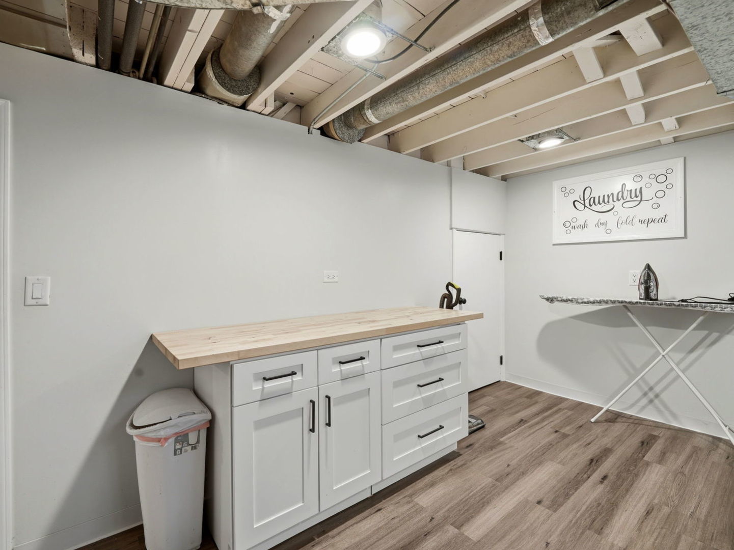 3708 N Pacific Avenue, Chicago, IL 60634