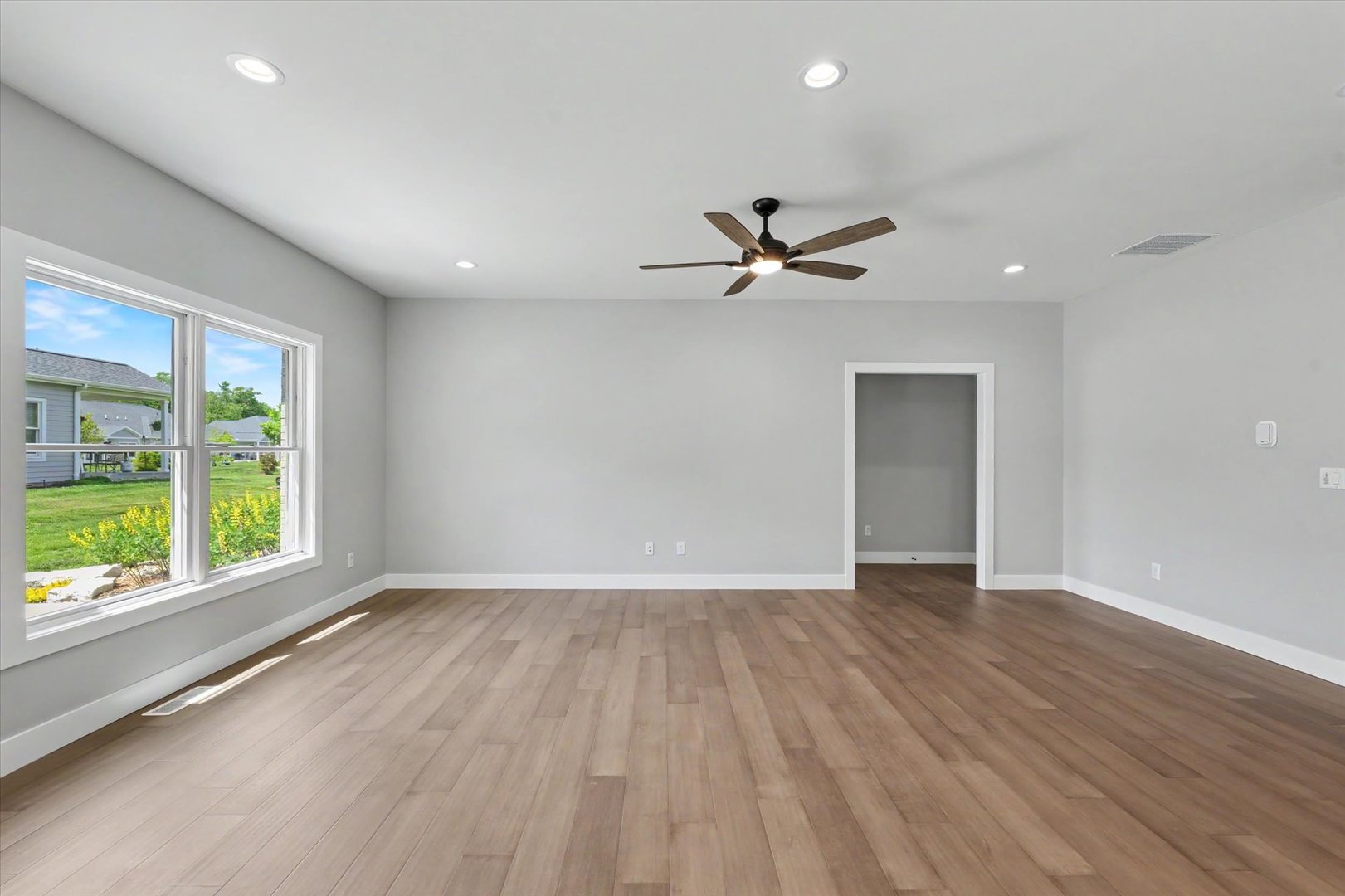 512 S 6th Street, Fairbury, IL 61739