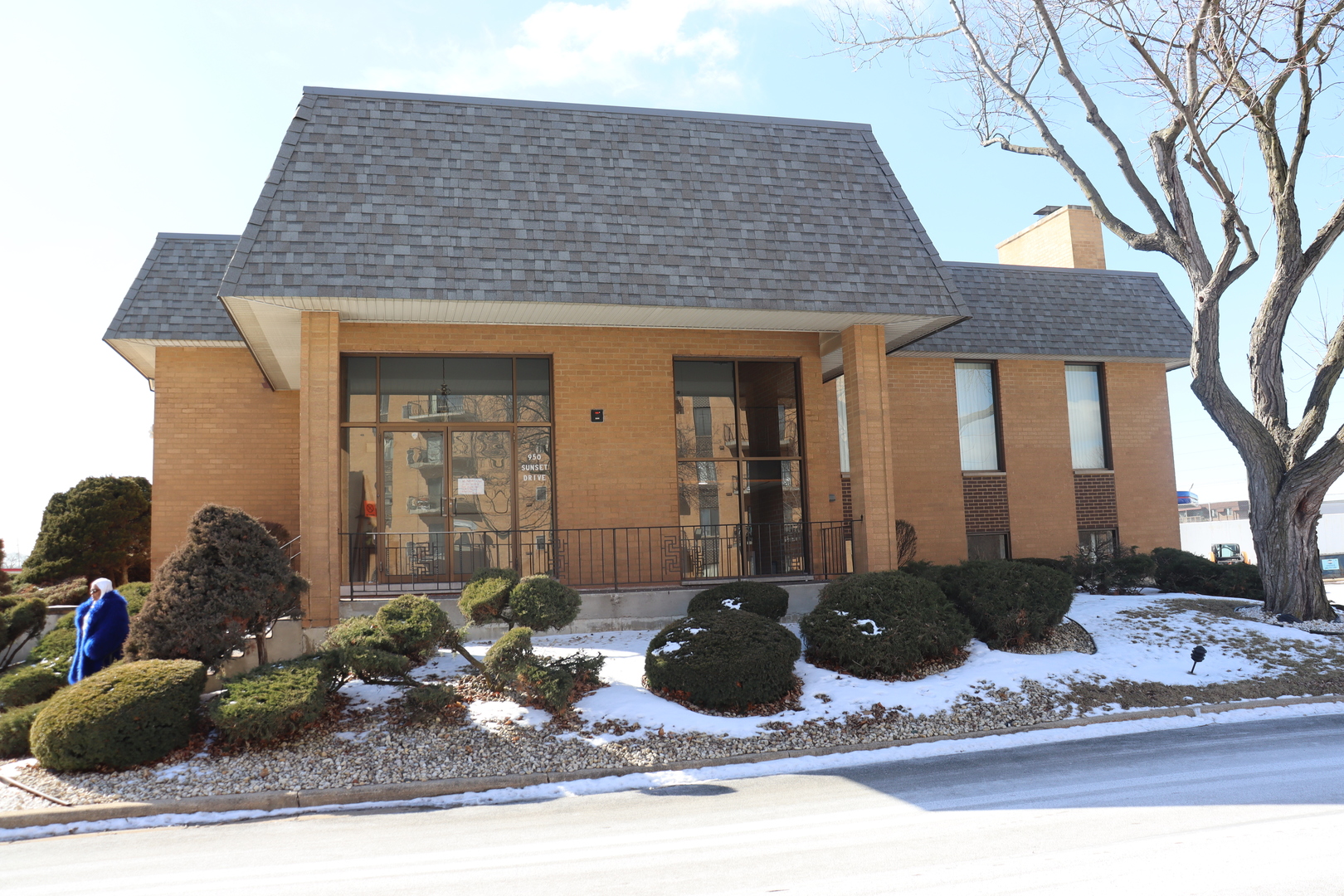 700 N Bruce Lane #211, Glenwood, IL 60425