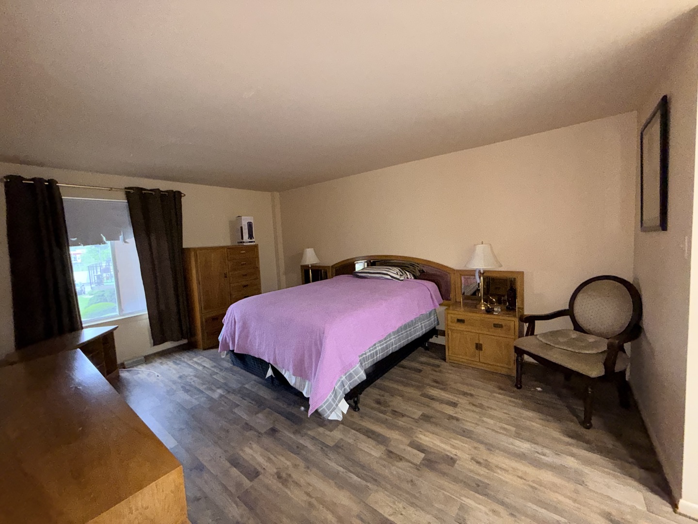 700 N Bruce Lane #211, Glenwood, IL 60425