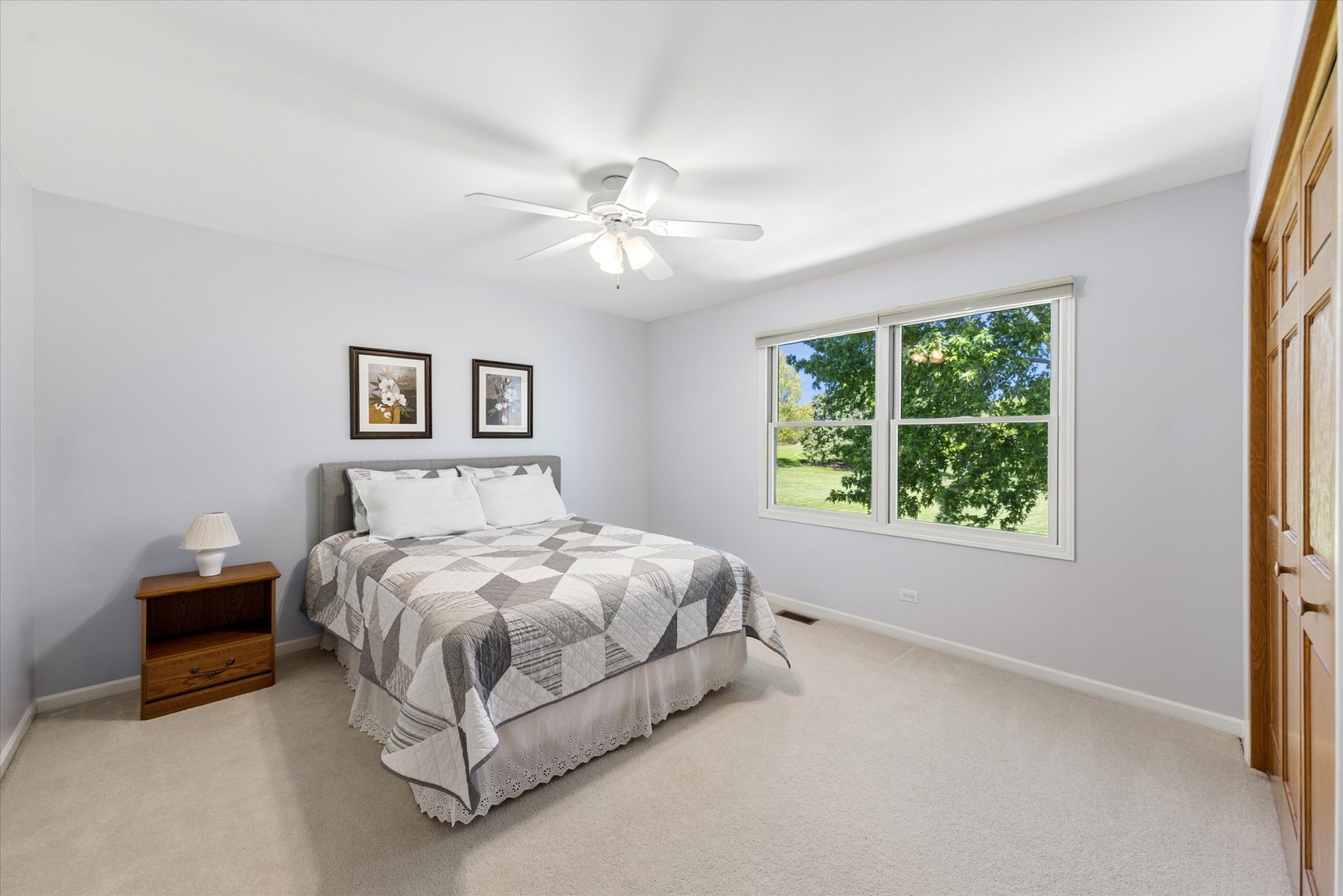 36W793 Red Gate Court, St. Charles, IL 60175