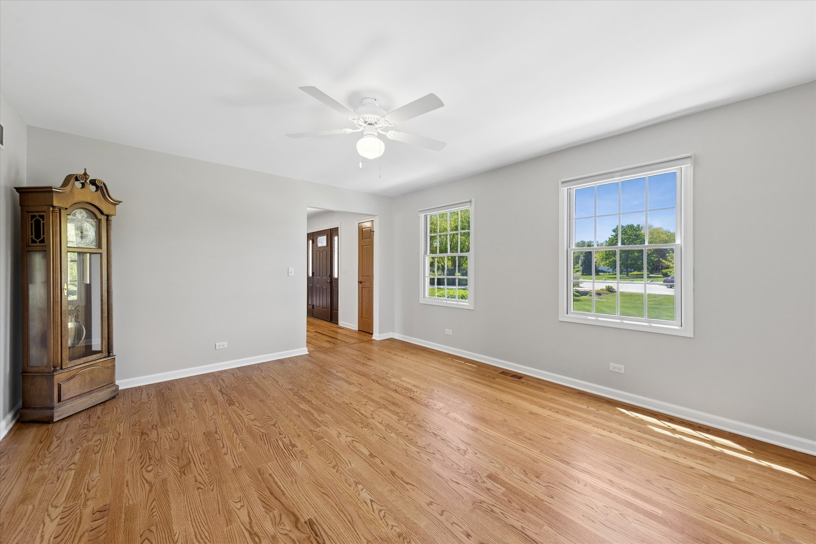 36W793 Red Gate Court, St. Charles, IL 60175