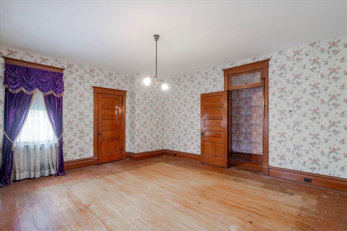 425 Mason Street, Chenoa, IL 61726