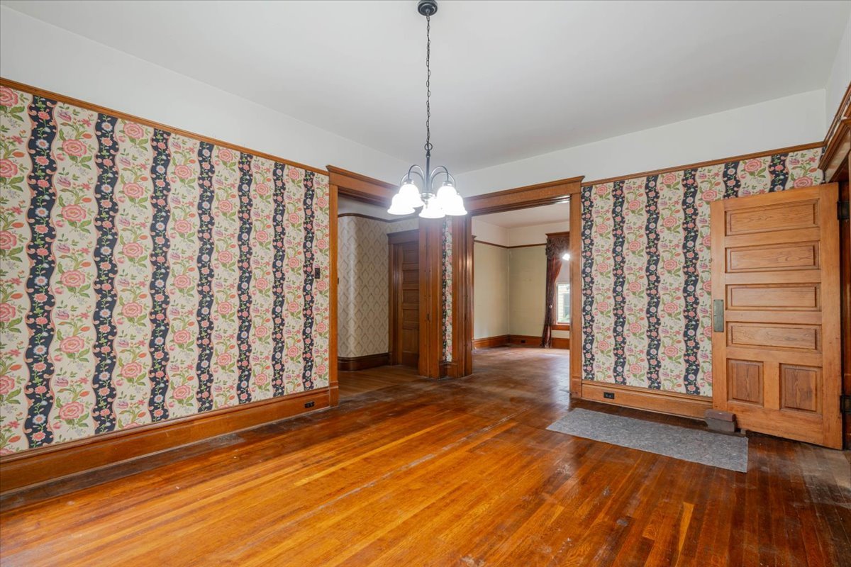 425 Mason Street, Chenoa, IL 61726