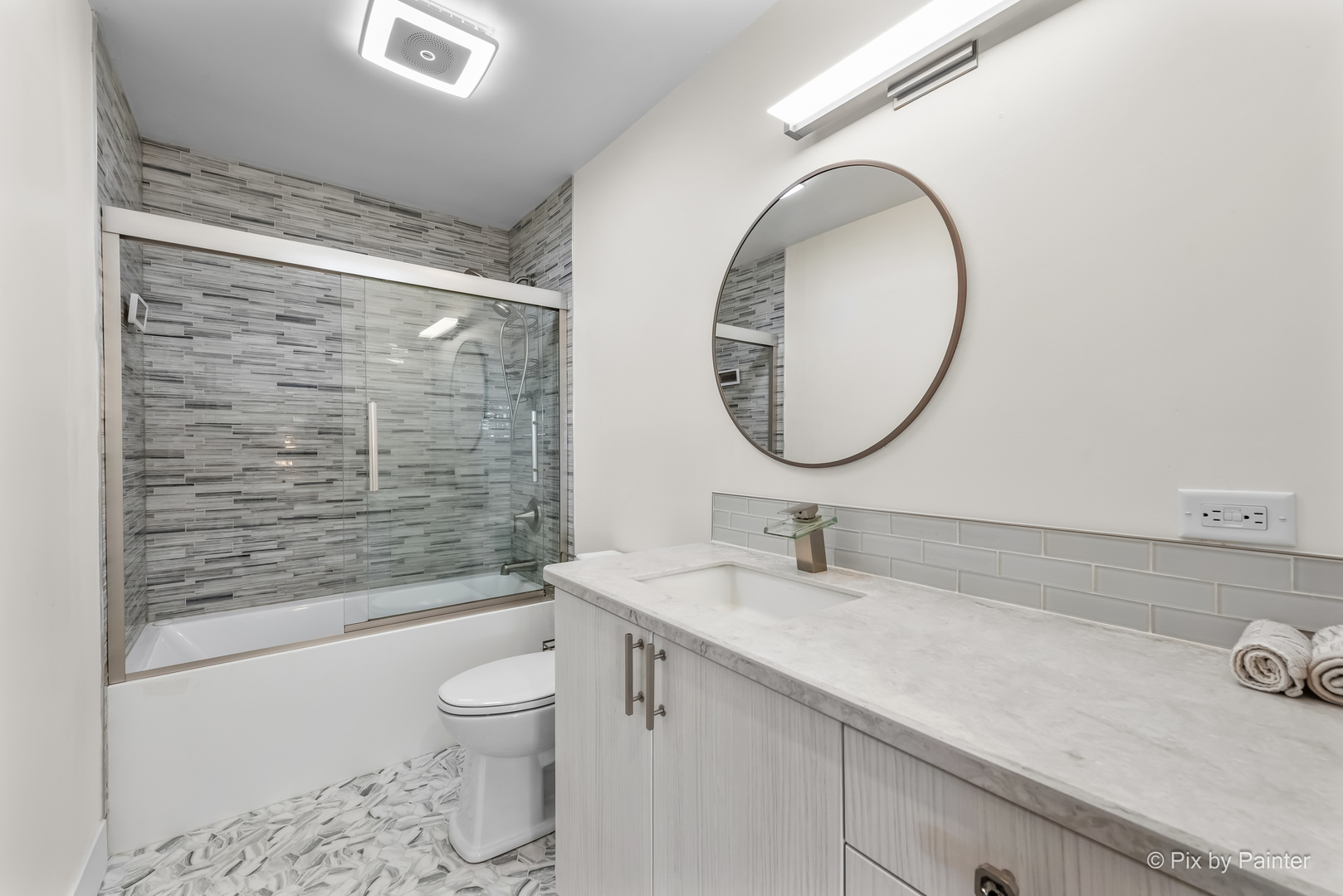 1617 Sunnyside Beach Drive, Johnsburg, IL 60051
