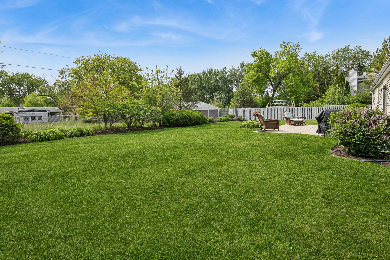 36338 N Douglas Terrace, Gurnee, IL 60031
