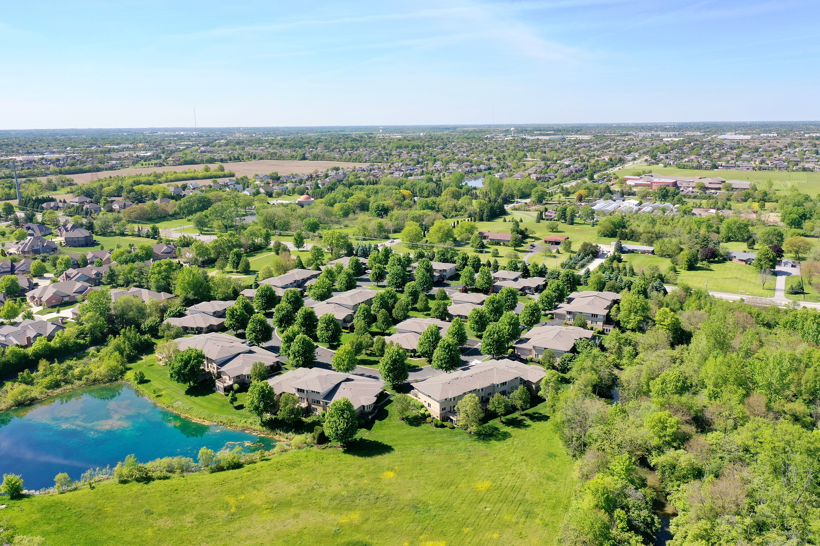20432 Fallingwater Circle, Frankfort, IL 60423
