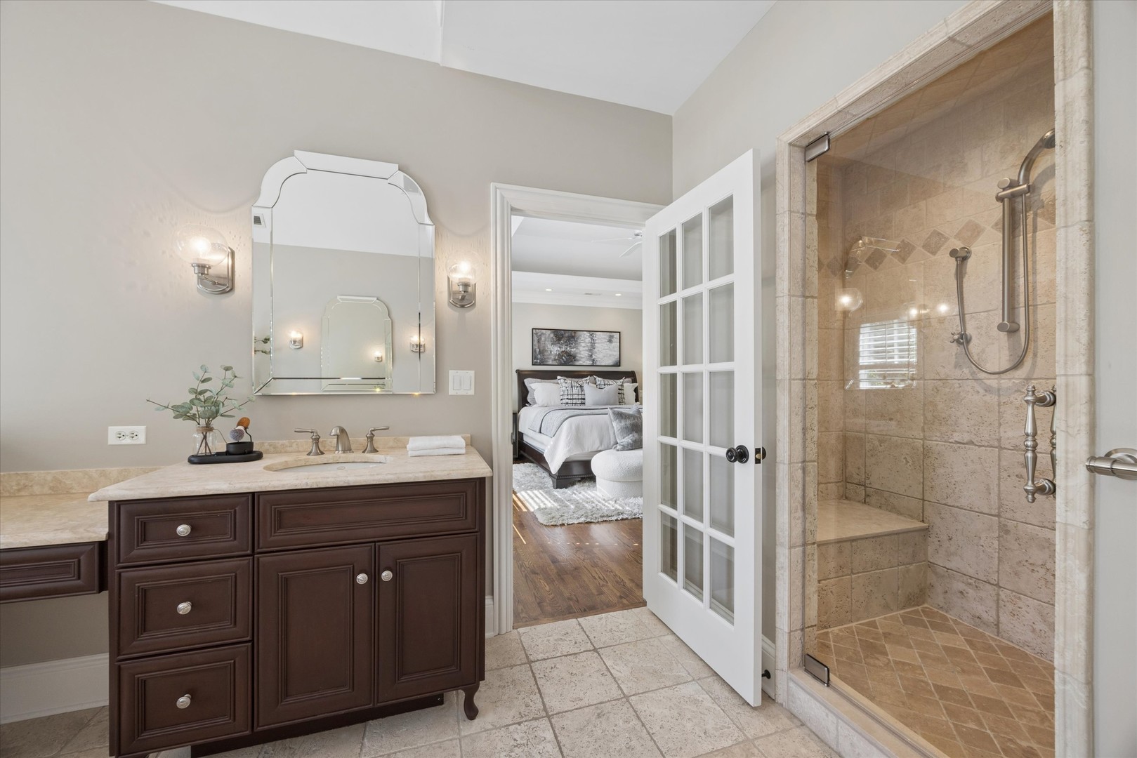 7 S Quincy Street, Hinsdale, IL 60521