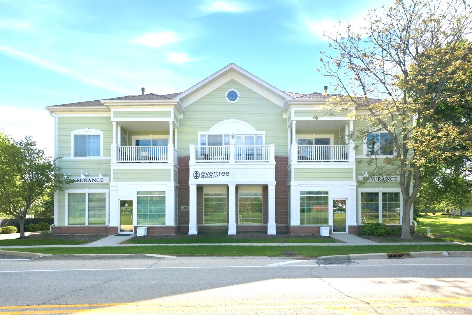 219 N White Street, Frankfort, IL 60423