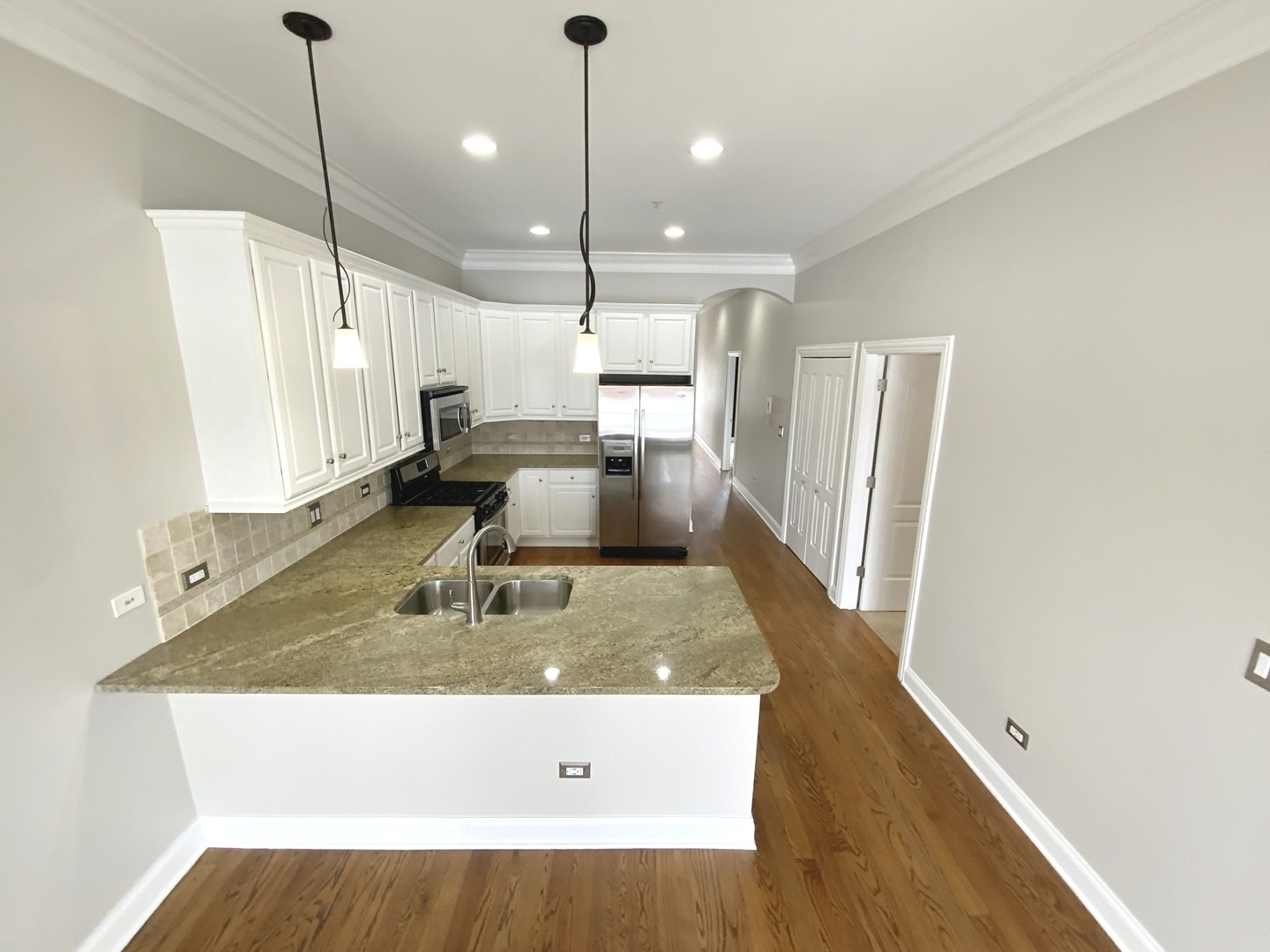 219 N White Street, Frankfort, IL 60423