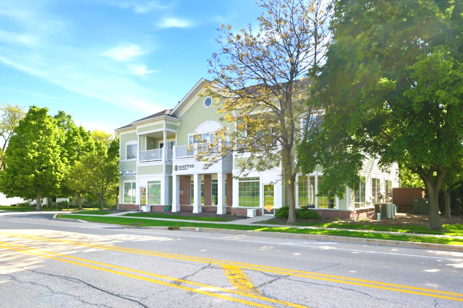 219 N White Street, Frankfort, IL 60423