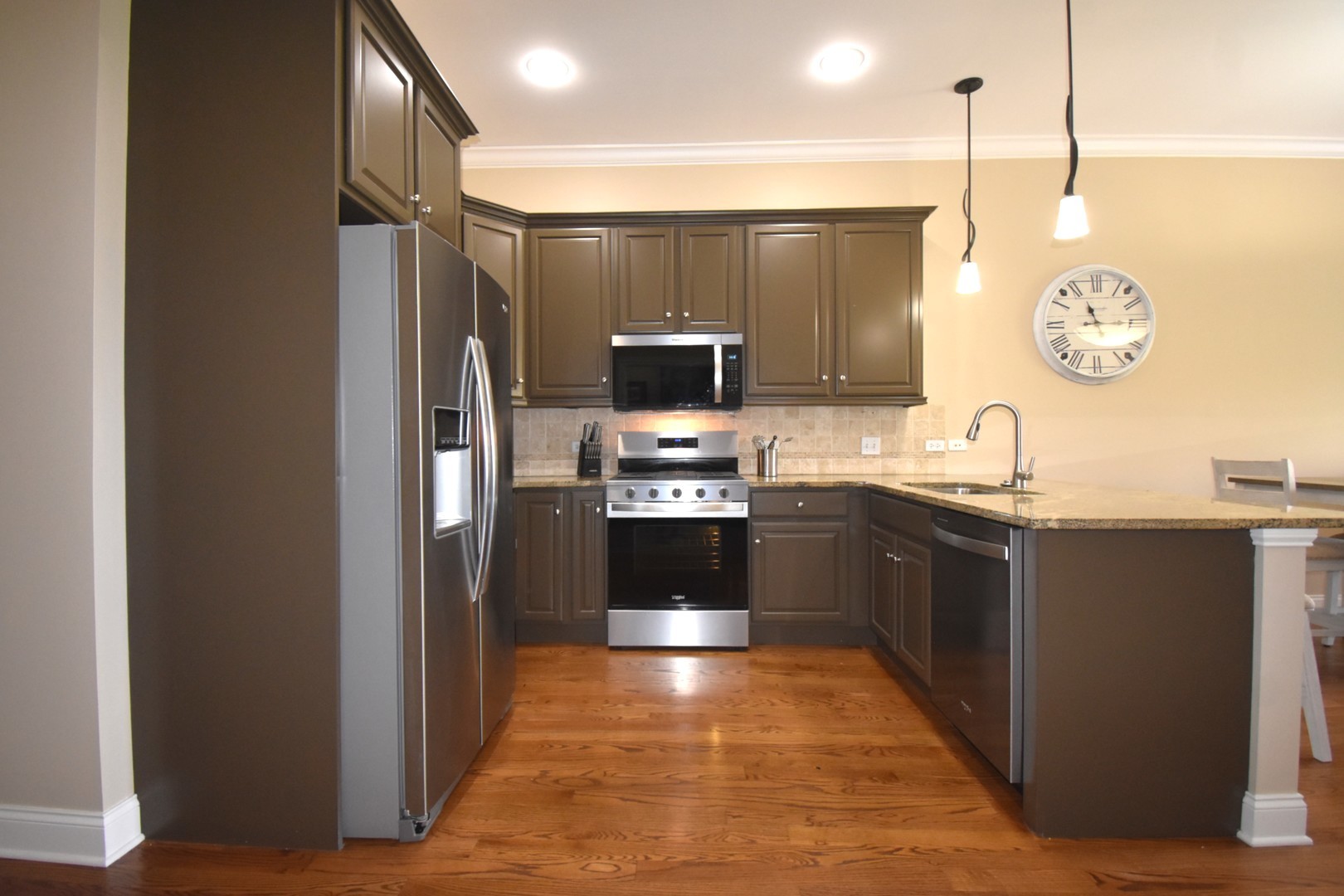 219 N White Street, Frankfort, IL 60423