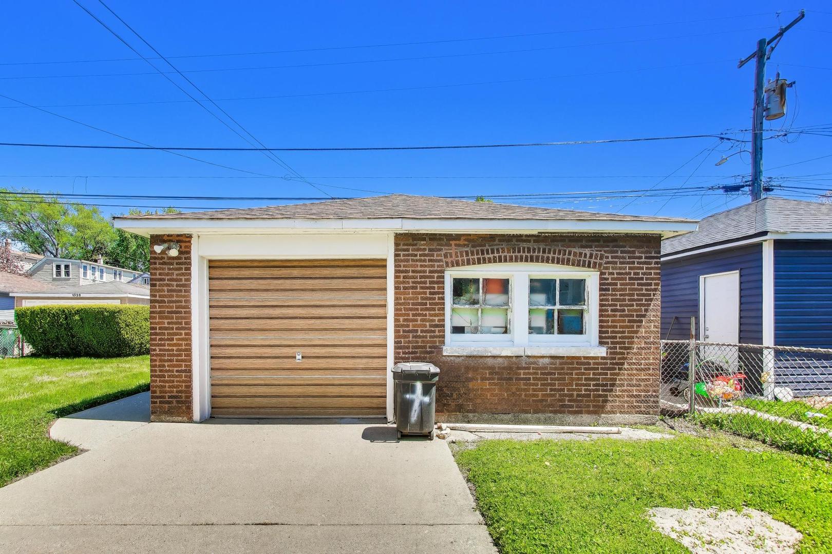 1331 Wesley Avenue, Berwyn, IL 60402