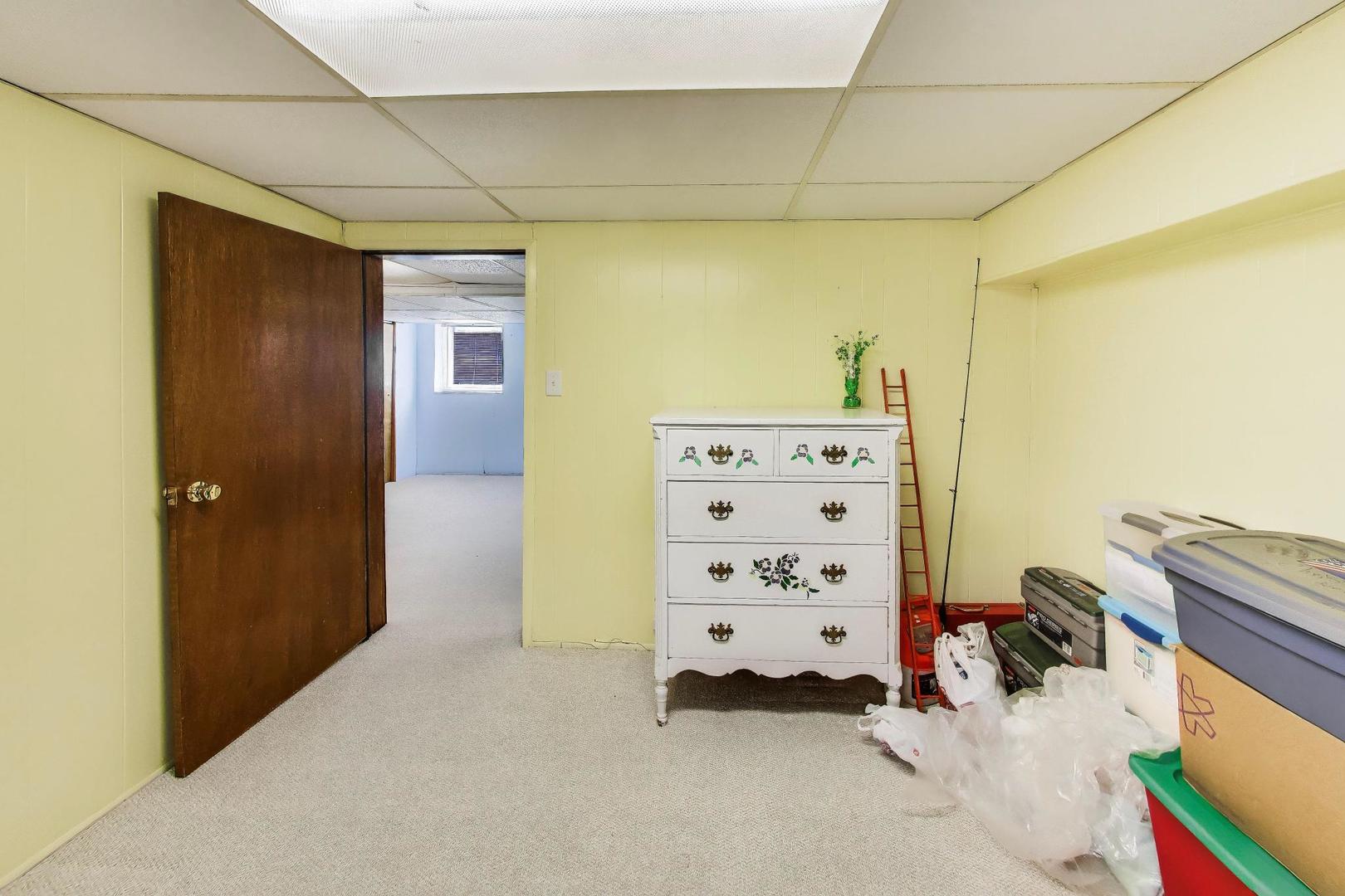 1331 Wesley Avenue, Berwyn, IL 60402