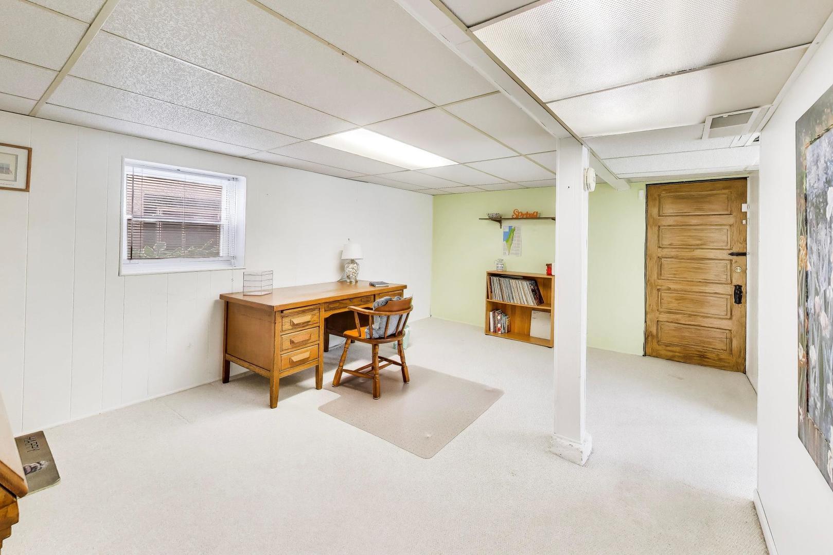 1331 Wesley Avenue, Berwyn, IL 60402