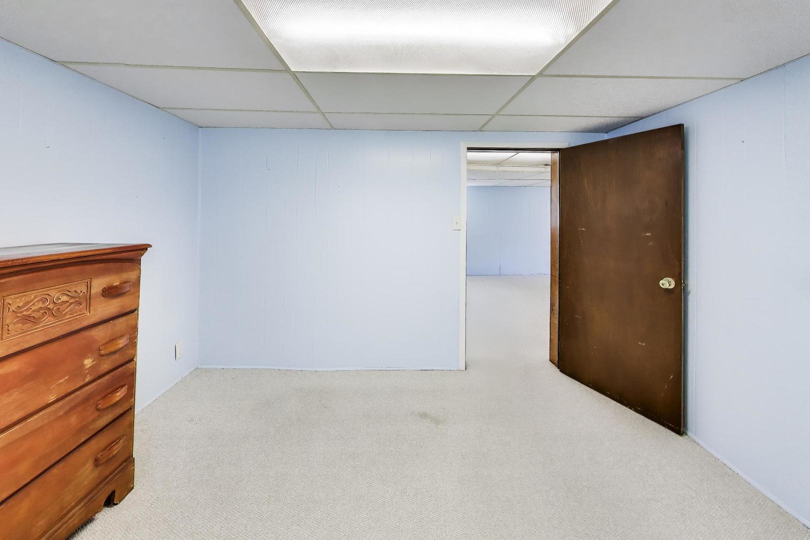 1331 Wesley Avenue, Berwyn, IL 60402