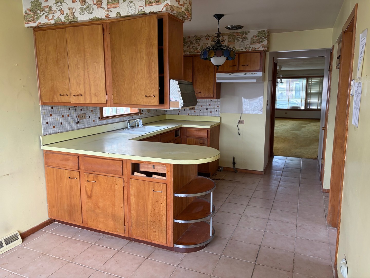 10031 S Forest Avenue, Chicago, IL 60628