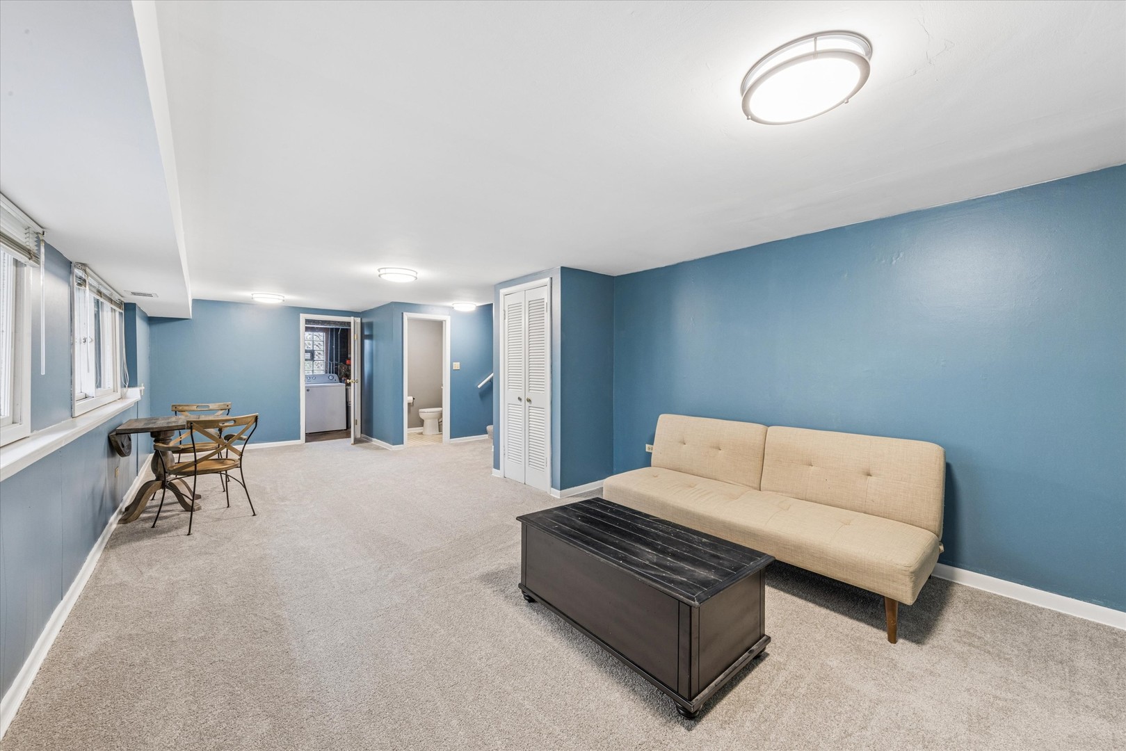 24 E Congress Street, Villa Park, IL 60181