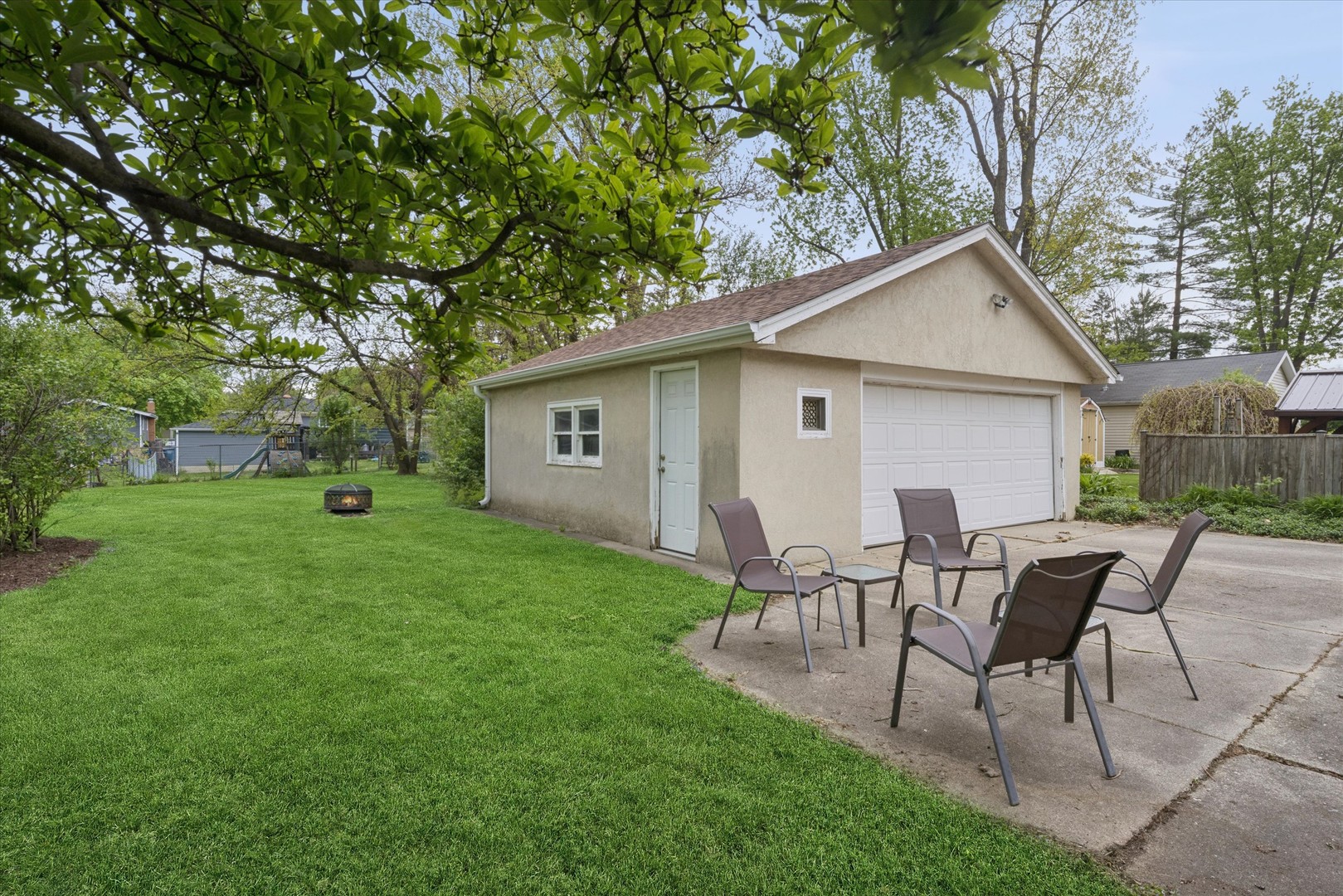 24 E Congress Street, Villa Park, IL 60181