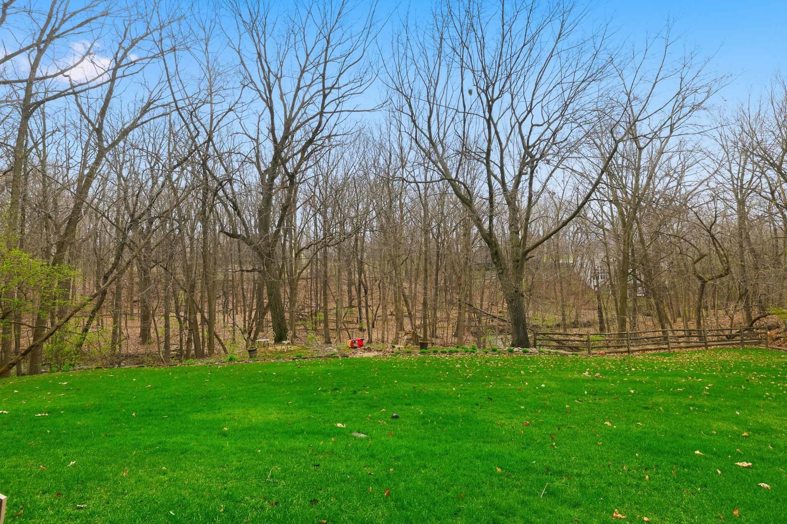 33 W Eureka Drive, Lemont, IL 60439