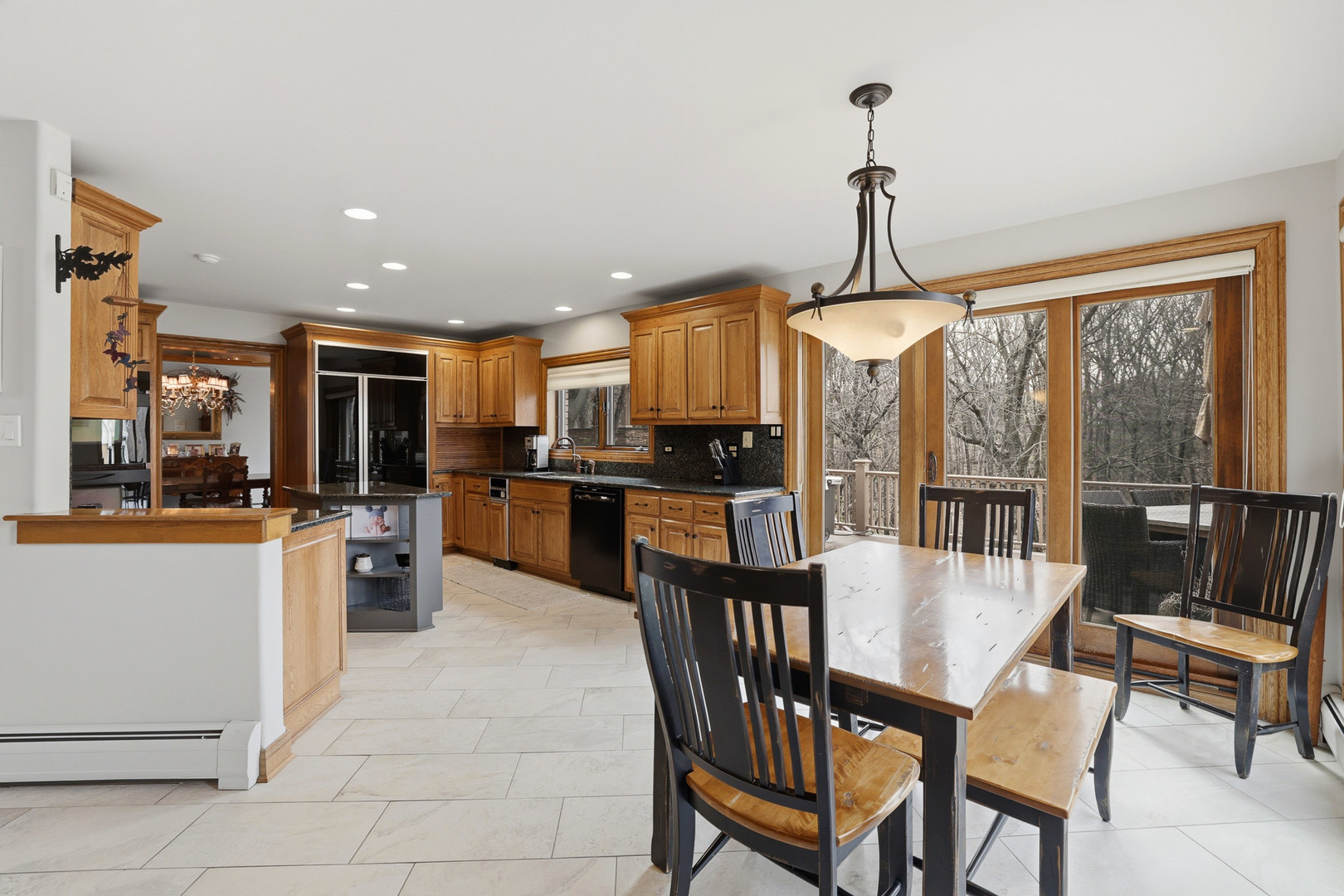 33 W Eureka Drive, Lemont, IL 60439