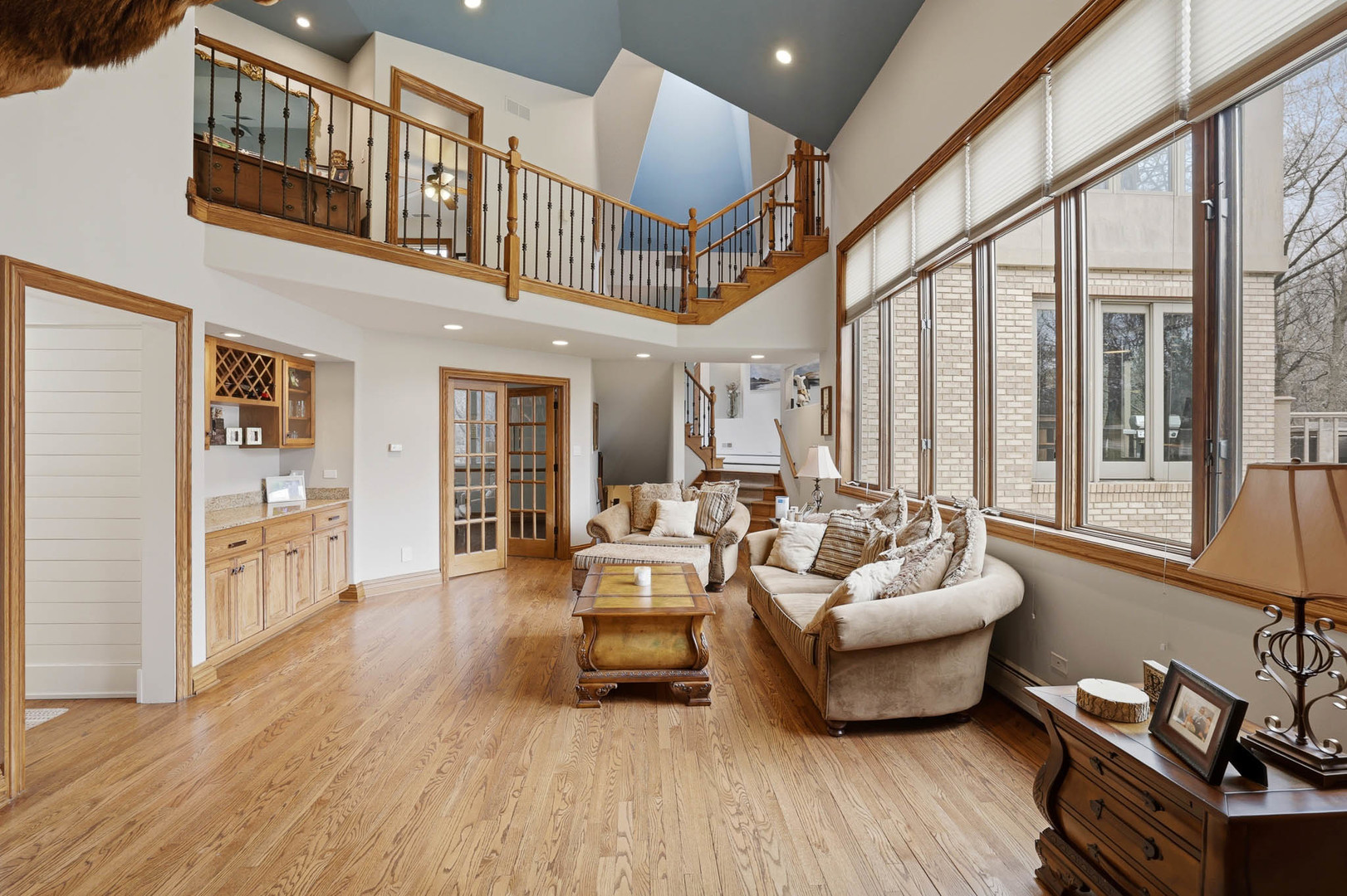 33 W Eureka Drive, Lemont, IL 60439