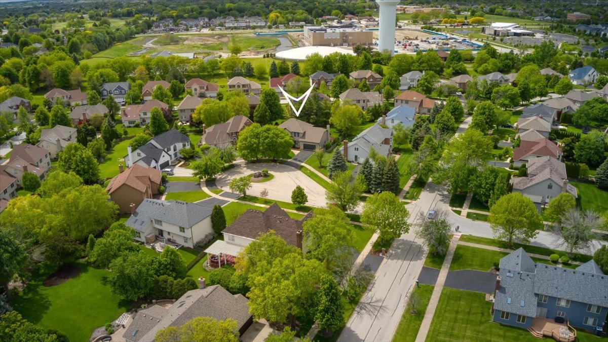 2607 Bangert Court, Naperville, IL 60564