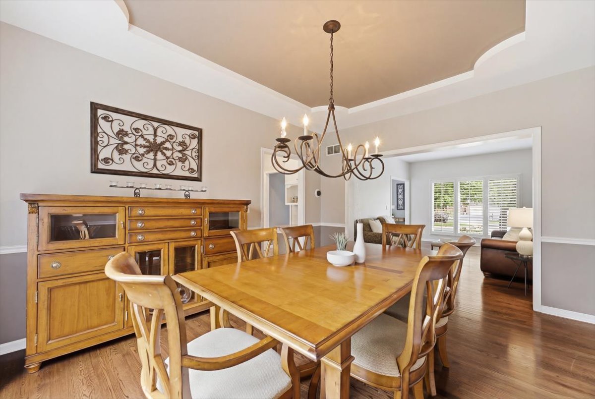 2607 Bangert Court, Naperville, IL 60564