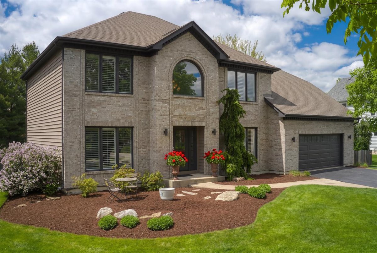 2607 Bangert Court, Naperville, IL 60564