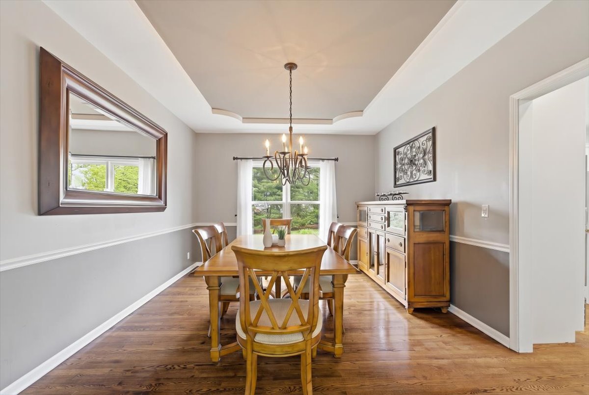2607 Bangert Court, Naperville, IL 60564