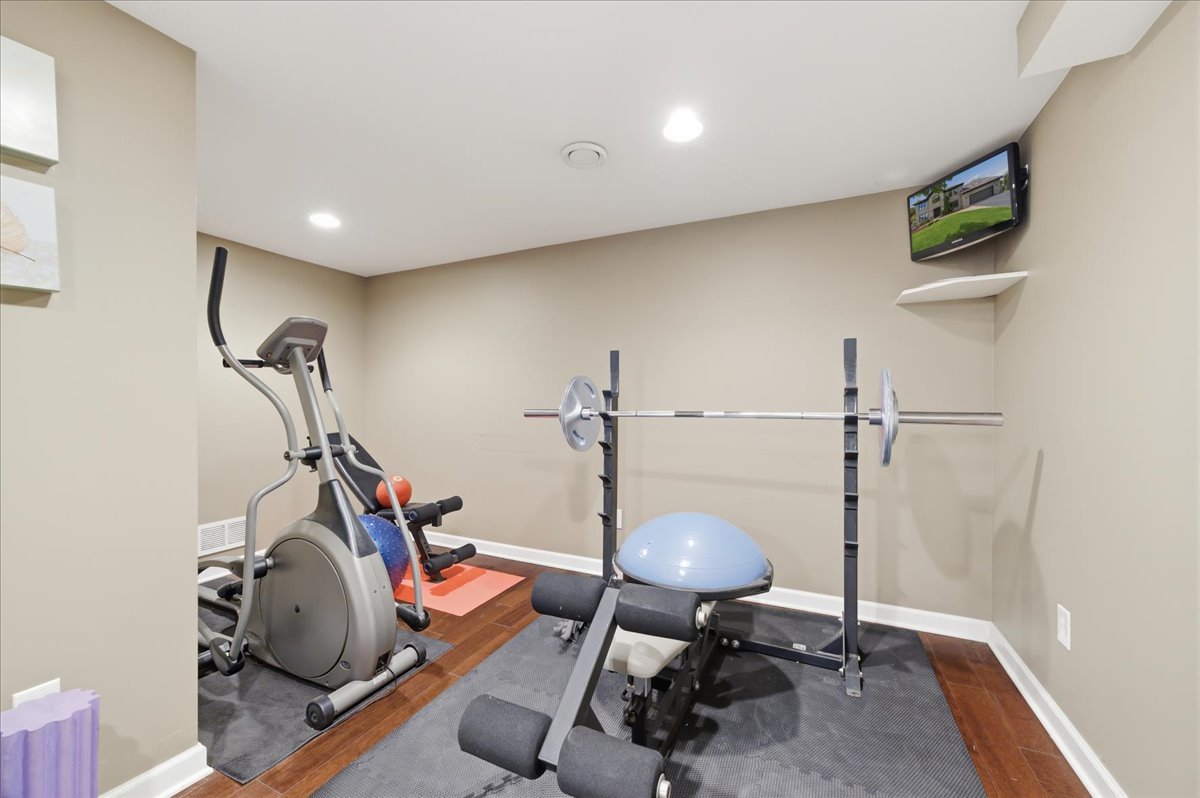 2607 Bangert Court, Naperville, IL 60564