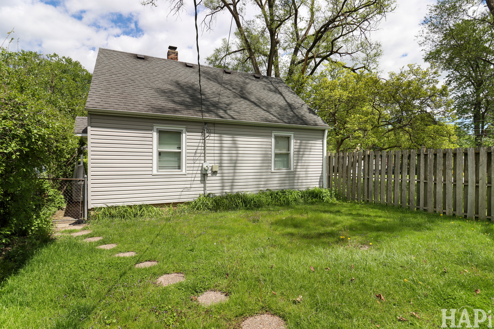 428 S Lake Terrace, Mundelein, IL 60060