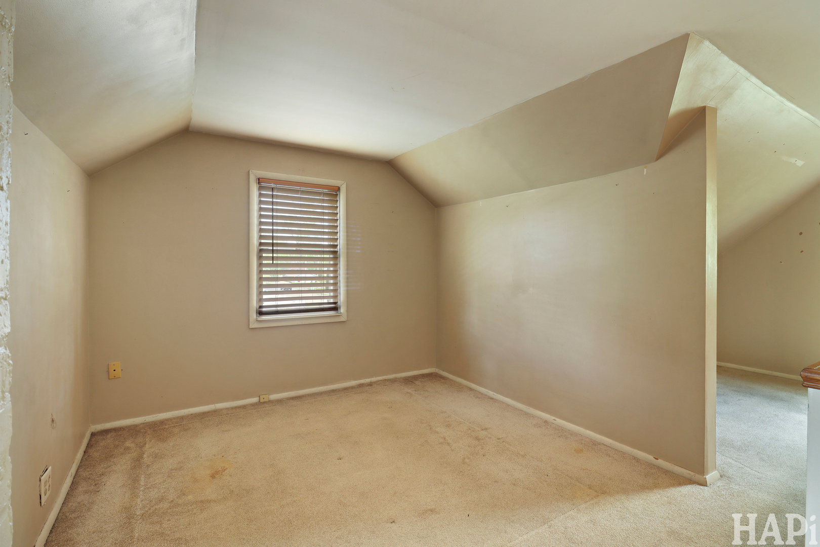 428 S Lake Terrace, Mundelein, IL 60060