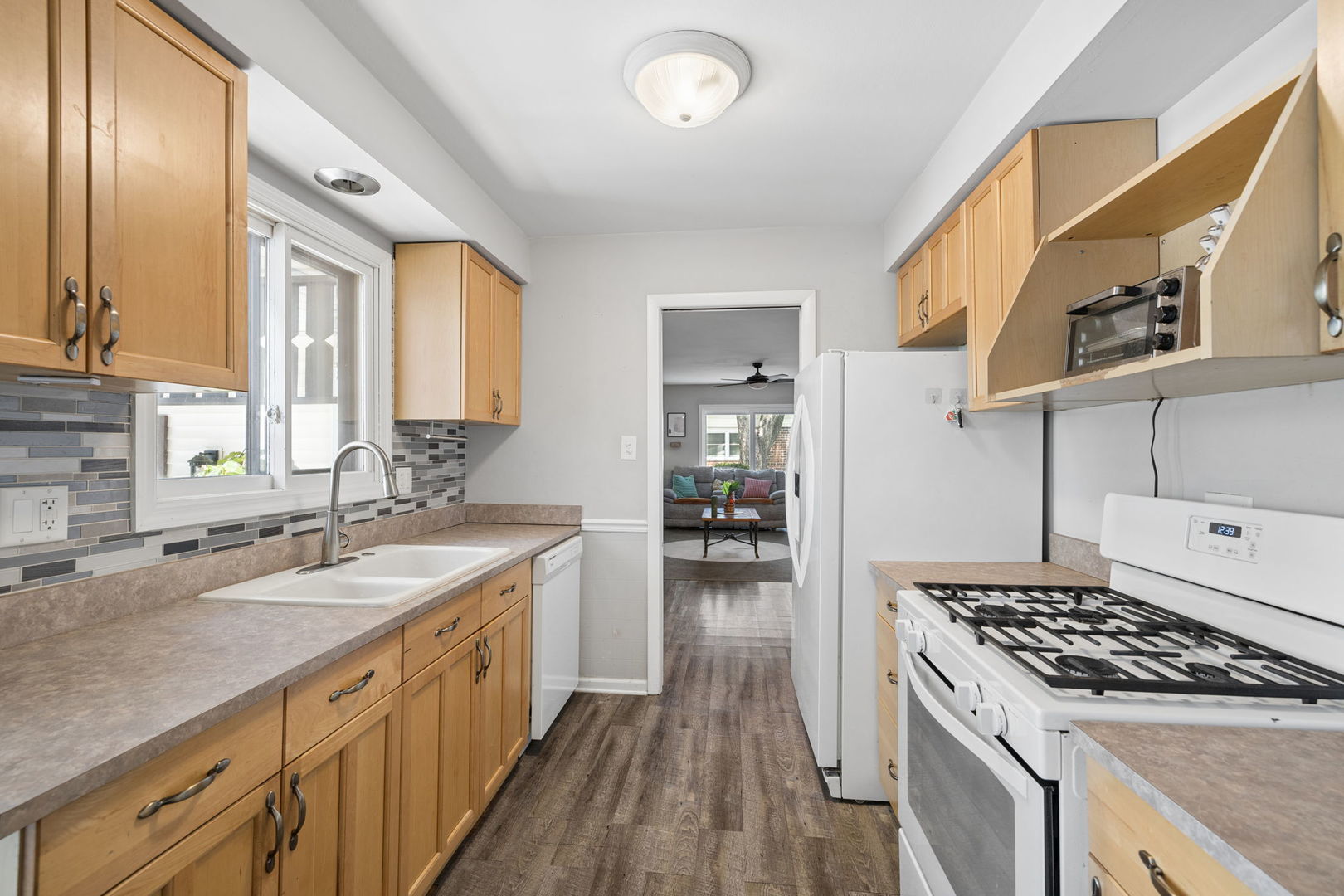 16343 Brementowne Drive, Tinley Park, IL 60477