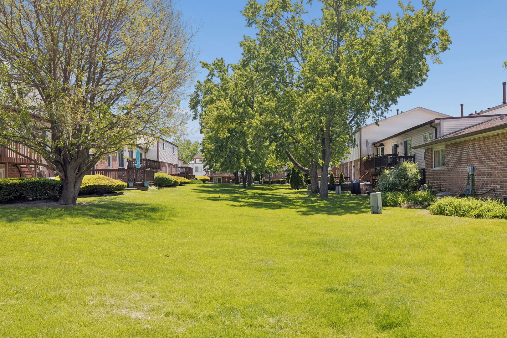 16343 Brementowne Drive, Tinley Park, IL 60477