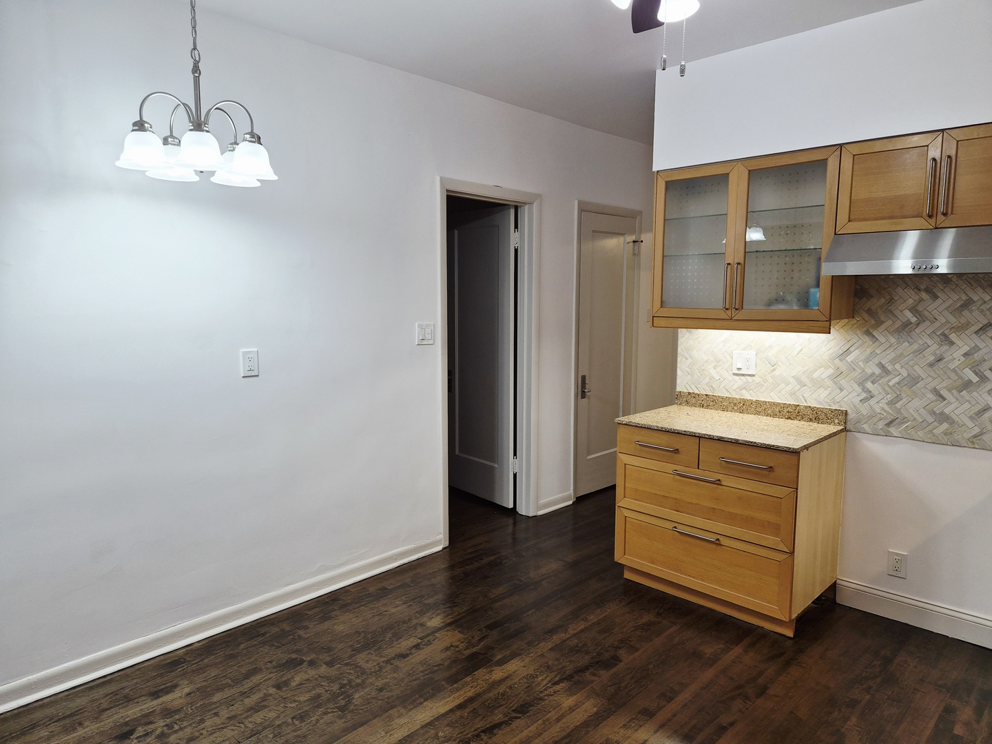 7826 S Bennett Avenue #1, Chicago, IL 60649