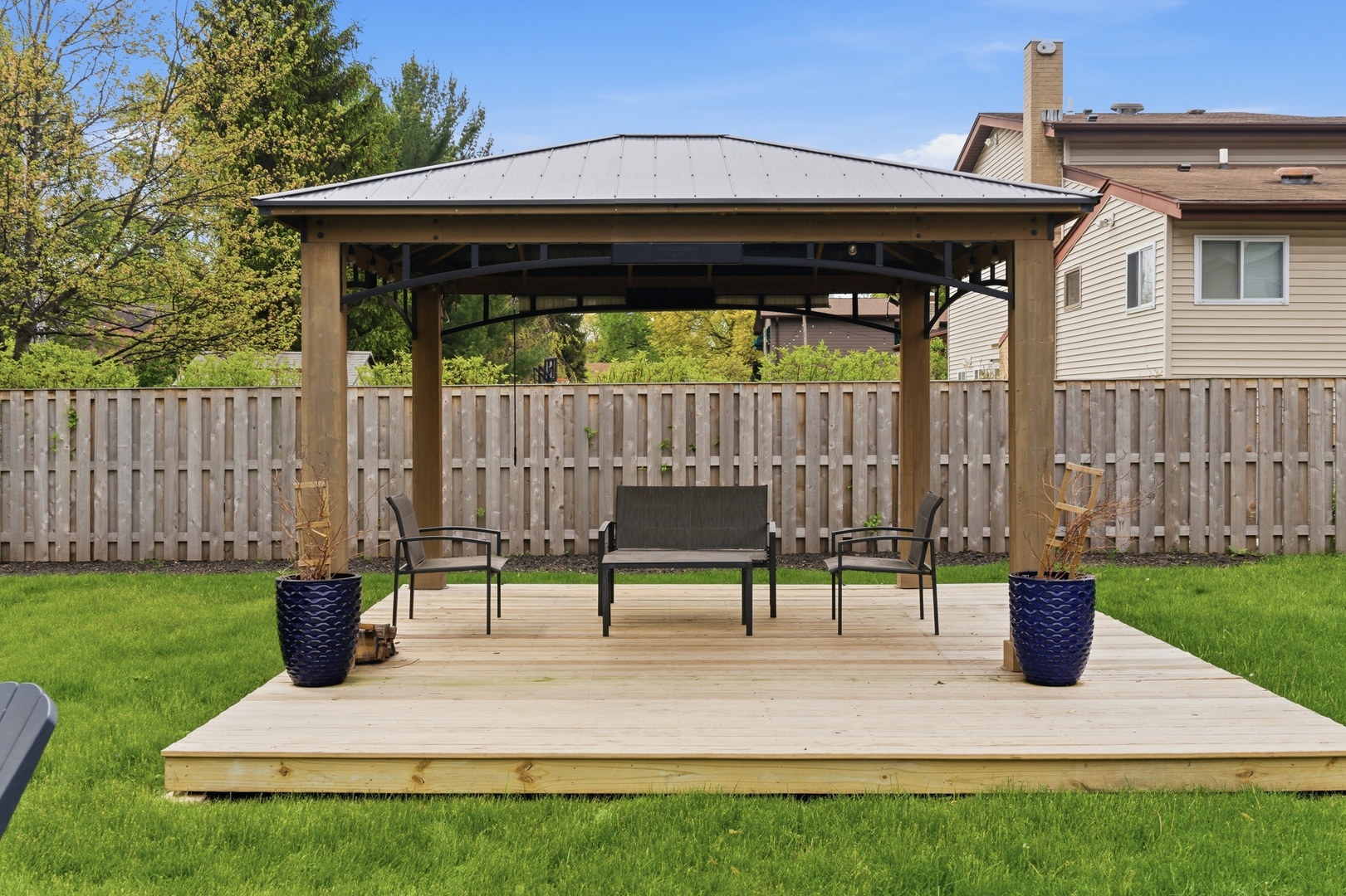 25 N Prindle Avenue, Arlington Heights, IL 60004
