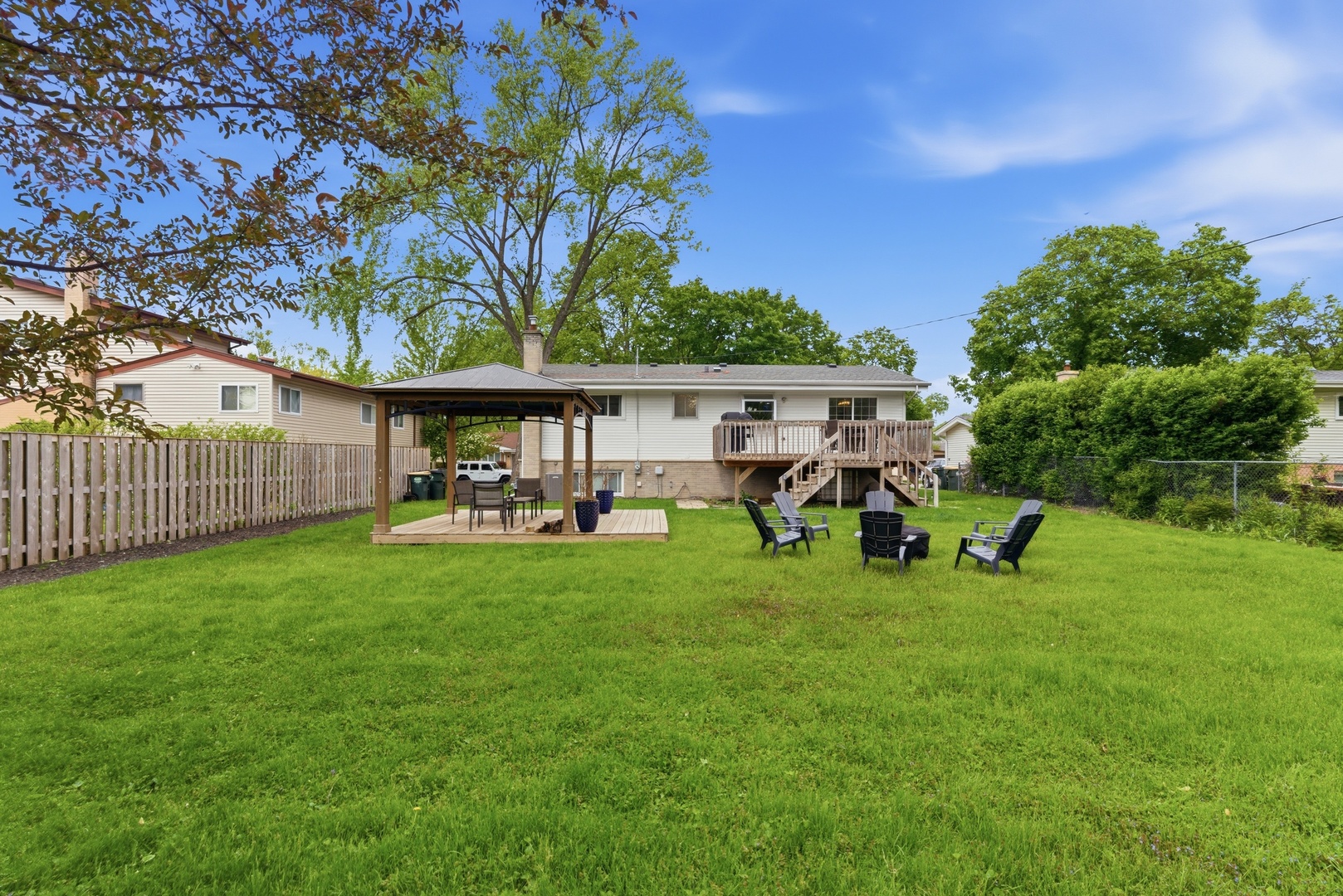 25 N Prindle Avenue, Arlington Heights, IL 60004